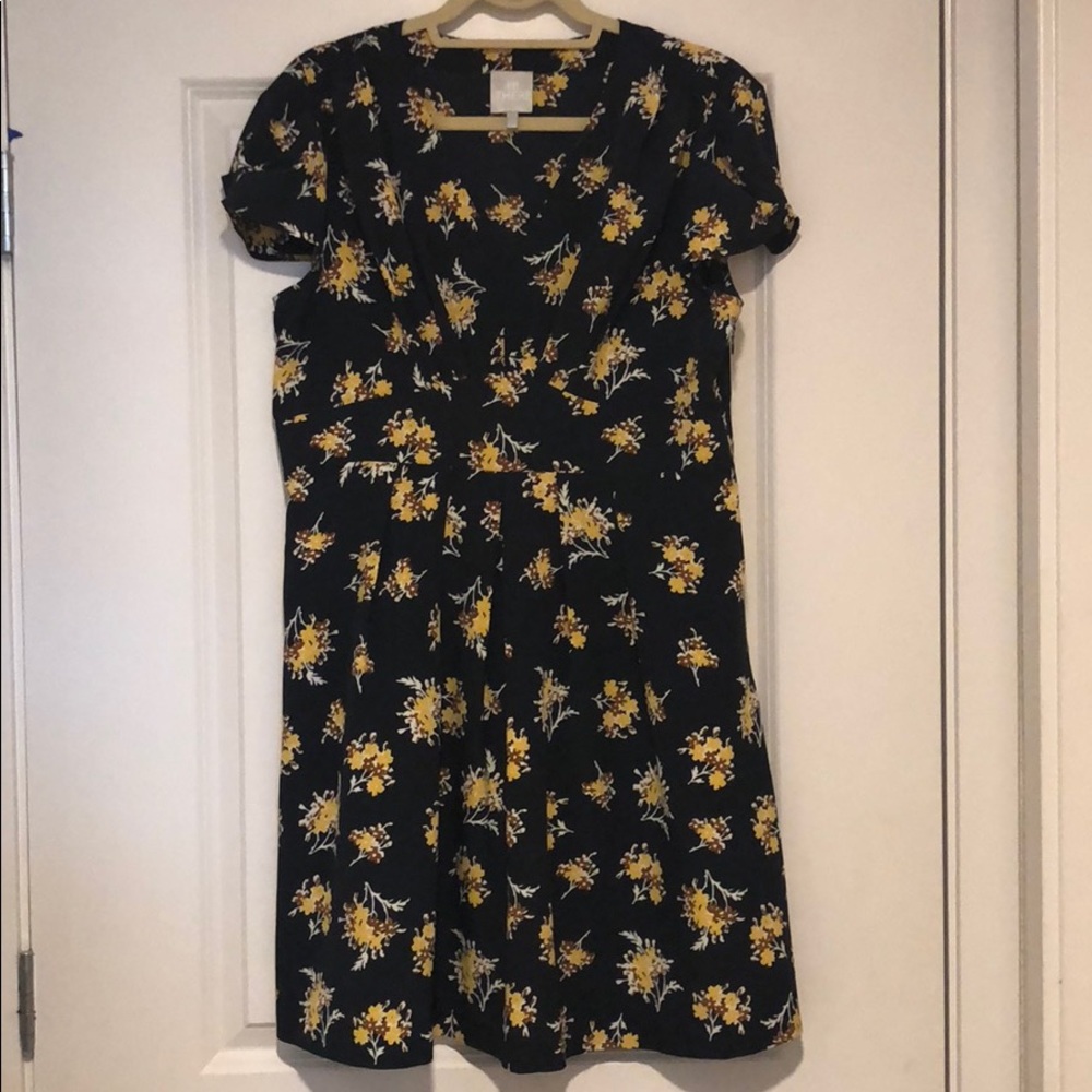 Floral printed dress - Picture 1 of 4